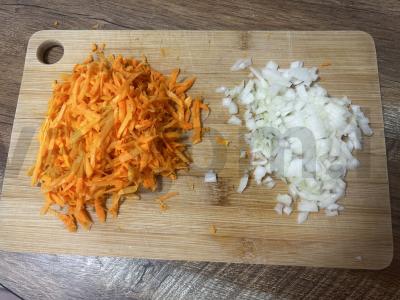 Kepta menkė su daržovių užpilu vakarienei Žingsnis 1