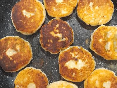 Namų varškėčiai prie arbatos Žingsnis 4