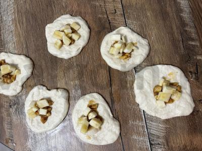 Kepti pyragėliai su bananais ir karamele Žingsnis 7