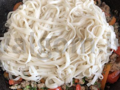 Makaronai su faršu ir paprika Žingsnis 8