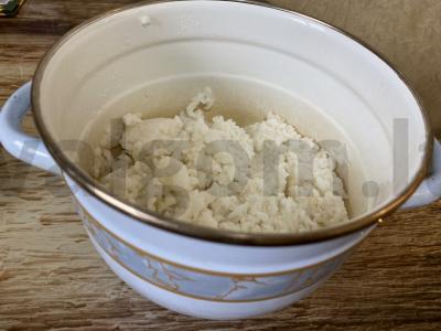 Ryžių košė su raugintu pienu ir figomis Žingsnis 1