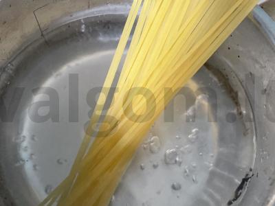 Makaronai „Rūsys“ su česnaku padažu Žingsnis 2