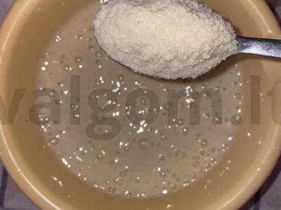 Bananų-migdolų blynai Žingsnis 4