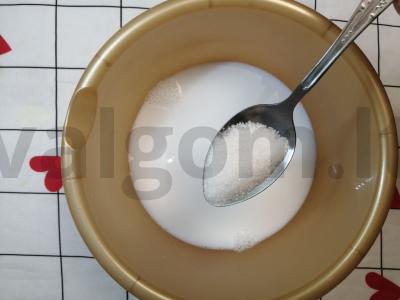 Osetinų pyragas su bulvėmis ir svogūnais Žingsnis 1