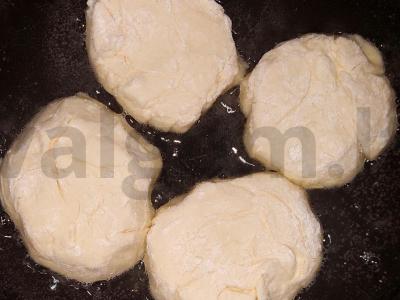 Sūrio blynai „Purūs“ iš grikių miltų Žingsnis 3