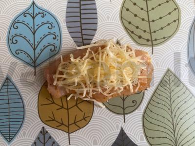 Vištienos kotletai su sūriu, suvynioti į šoninę Žingsnis 6