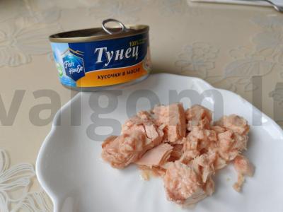 Įdaryti pomidorai su tunu ir kiaušiniu Žingsnis 3