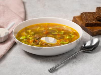 Žaliosios lęšių sriuba pagrindine nuotrauka