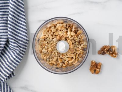 Riešutų batonėliai Žingsnis 2