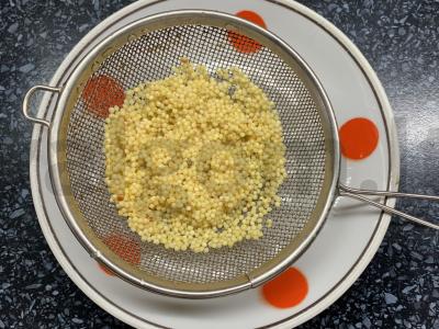 Sriuba-pyragas su kiauliena, perliniu miežiu ir lydytu sūriu Žingsnis 5