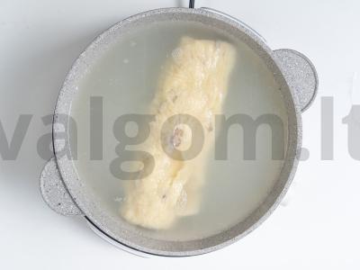 Rulėtas su bulvėmis ir šonine Žingsnis 8