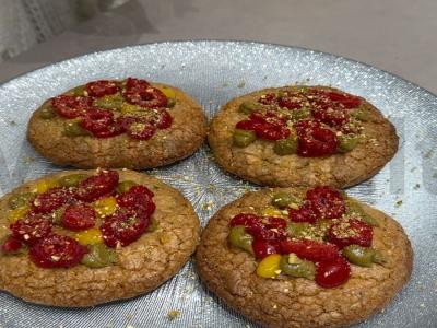 Pistacijų sausainiai su aviečių ir mandarinų džemu pagrindine nuotrauka