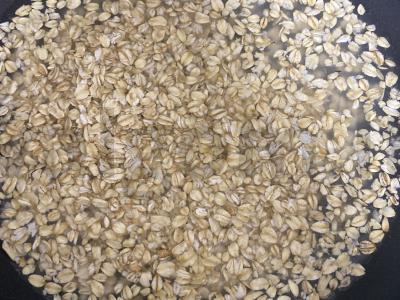 Avižinė košė su pienu, persikais ir kriaušėmis Žingsnis 4