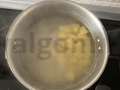 Sriuba su kiaulienos šonkauliais ir grikių koše pietums Žingsnis 5