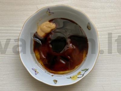 Marinuota kiaulienos krūtinėlė, kepta orkaitėje Žingsnis 1