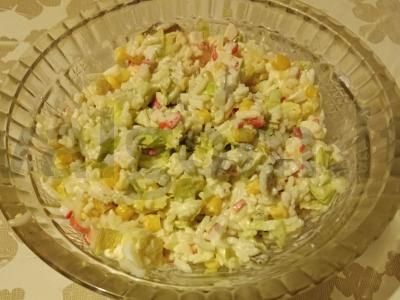 Salotas „Žiemos šviežumas“ pagrindine nuotrauka