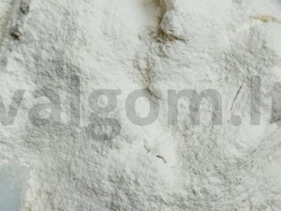 Dviejų spalvų blynai su pienu ir vandeniu Žingsnis 5