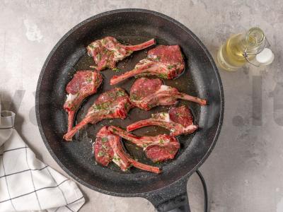 Avinžirnių šonkaulis keptuvėje Žingsnis 3