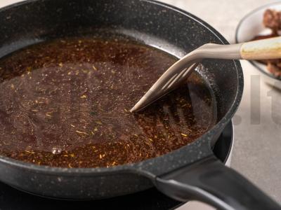 Avinžirnių šonkaulis keptuvėje Žingsnis 6