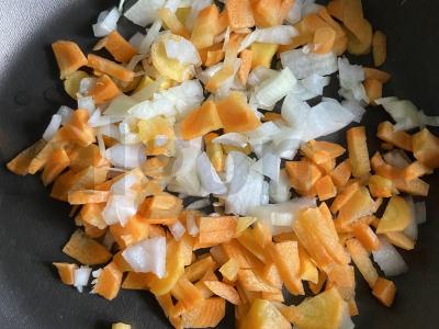 Lęšiai „Skani karis“ Žingsnis 1