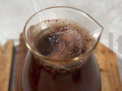 Kava puoduke ant dujinės viryklės Žingsnis 3