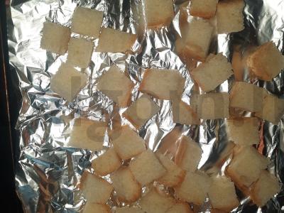 Cezario salotas su garstyčiomis ir česnaku Žingsnis 5