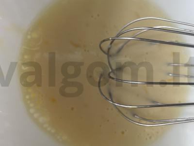 Saldžios skrudintos duonos „Spanguolių pyragas“ Žingsnis 2