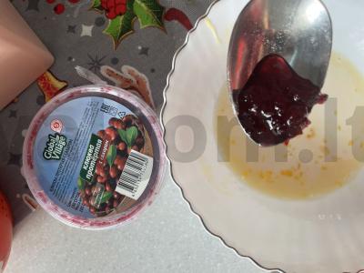 Saldžios skrudintos duonos „Spanguolių pyragas“ Žingsnis 3