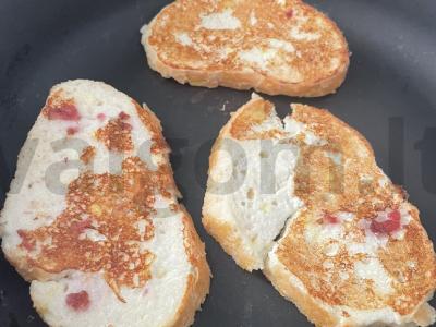 Saldžios skrudintos duonos „Spanguolių pyragas“ Žingsnis 7