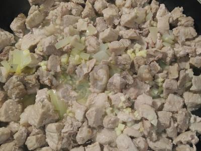 Troškinta kiauliena su kečupo ir grietinės padažu Žingsnis 3