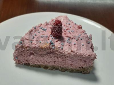 Sūrio pyragas „Avietinis“ pagrindine nuotrauka