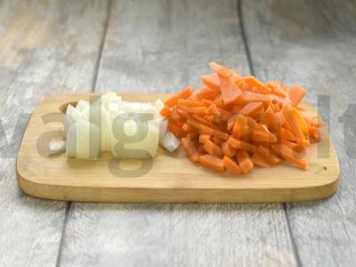 Daržovių troškinys su rūkytomis šonkauliais Žingsnis 2