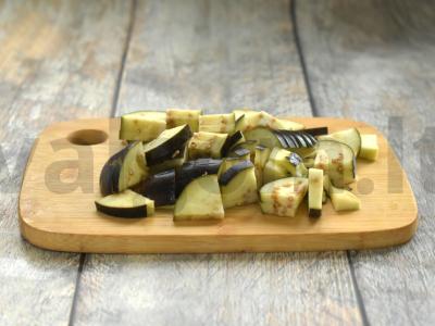 Daržovių troškinys su rūkytomis šonkauliais Žingsnis 4