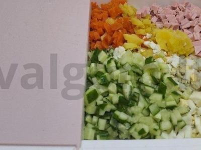 Olivjė su dešra, daržovėmis ir maltu juoduoju pipiru Žingsnis 7