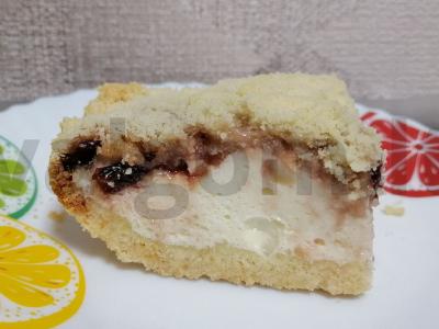 Karališkoji varškės pyragas su vyšnių uogiene pagrindine nuotrauka