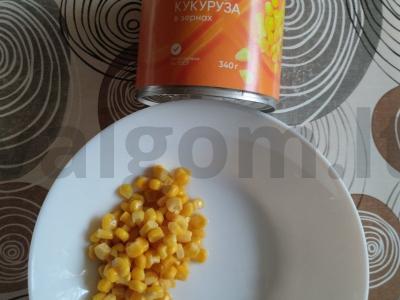 Jūros dumblių salotos su kukurūzais ir žolelėmis Žingsnis 2