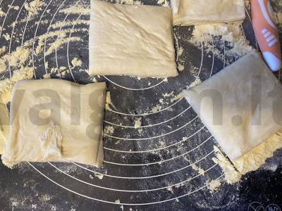 Hachapuri „Drakono akis“ su putpelių kiaušiniu Žingsnis 1