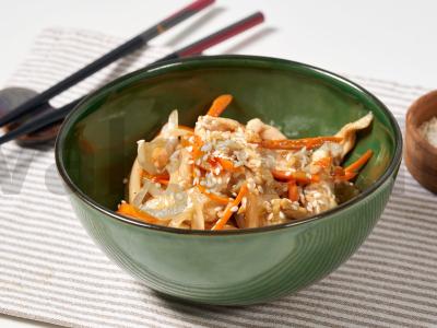 Korėjietiškas vištienos he pagrindine nuotrauka