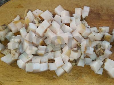 Grikių košė su šonine ir svogūnais keptuvėje Žingsnis 4