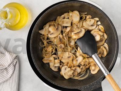 Sūrio ir grybų pyragas Žingsnis 3