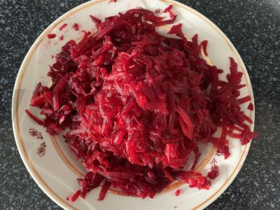 Burokėlių ir varškės salotos Žingsnis 1