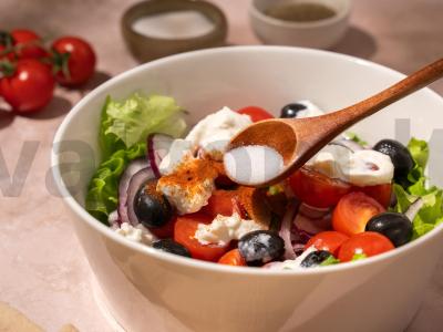 Daržovių salotas su stracciatella Žingsnis 5