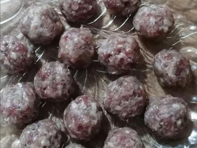 Sriuba su meatballs ir česnako plunksnomis Žingsnis 4