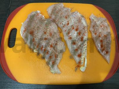 Sultingas vištienos filė su pomidorais po sūrio kepure Žingsnis 2