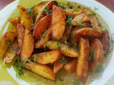 Rudai kaimiška bulvė pagrindine nuotrauka