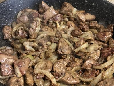 Vištienos kepenėlių padažas Žingsnis 5