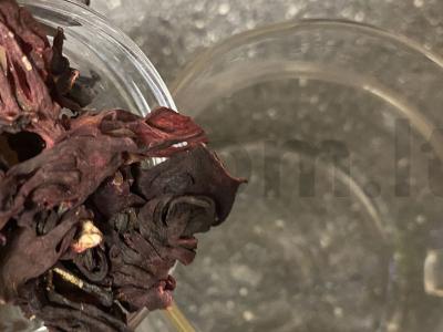 Granatų arbata su hibisku Žingsnis 2