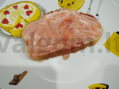 Karštas sumuštinis su agurku Žingsnis 2