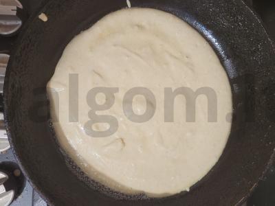 Avižų blynas su braškėmis ir kartoku šokoladu Žingsnis 2