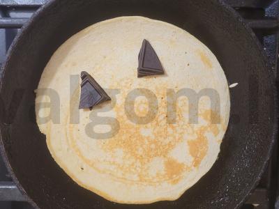 Avižų blynas su braškėmis ir kartoku šokoladu Žingsnis 3